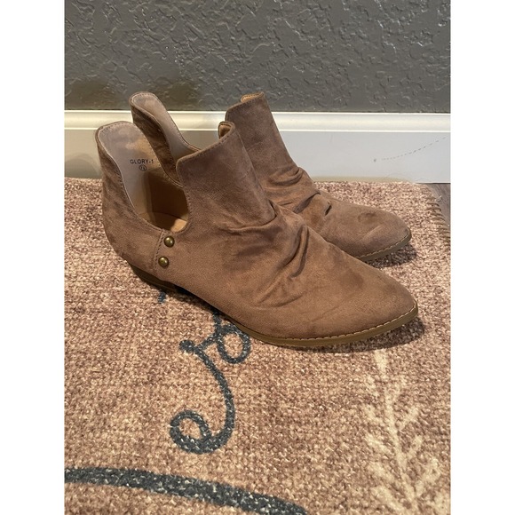 AMS Shoes - Ams Studded Suede Cut Out Side Ankle booties brown 7.5